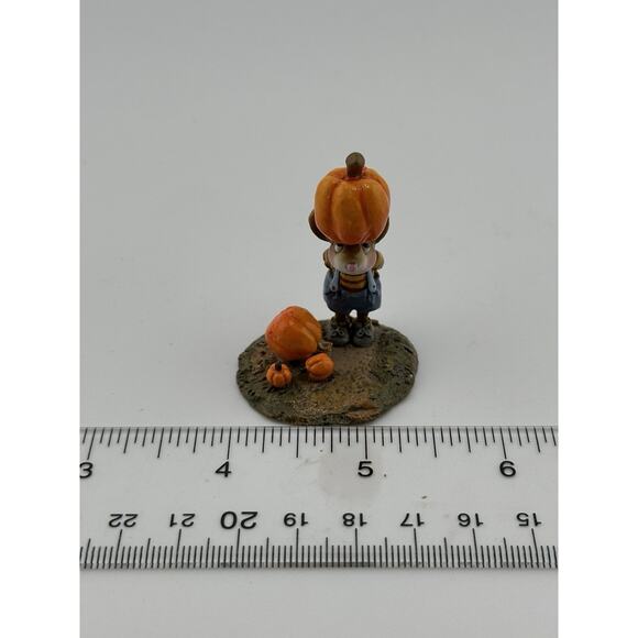 Wee Forest Folk "Tippy Top" 2005 Mouse w/ Pumpkin M-340 A. Petersen Retired - Picture 9 of 9